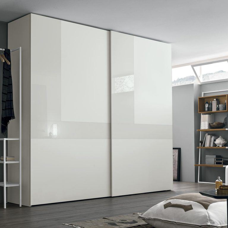 armadio-cristal_gallery1-768x960.jpg