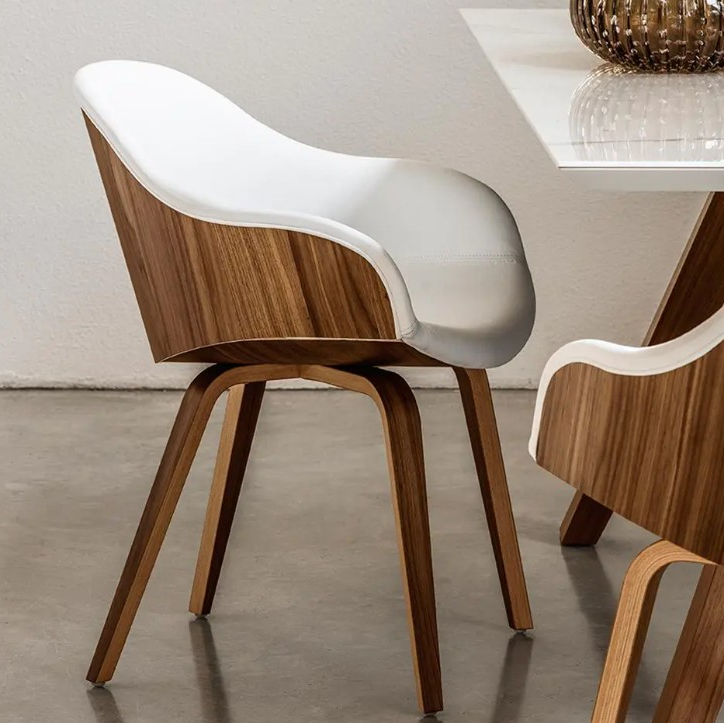 Danny PB Chair