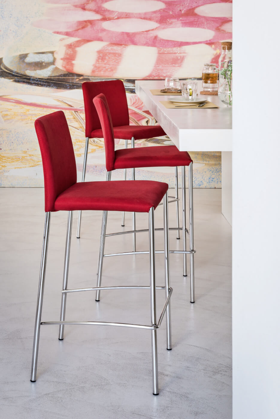 Silvy Bar Stool