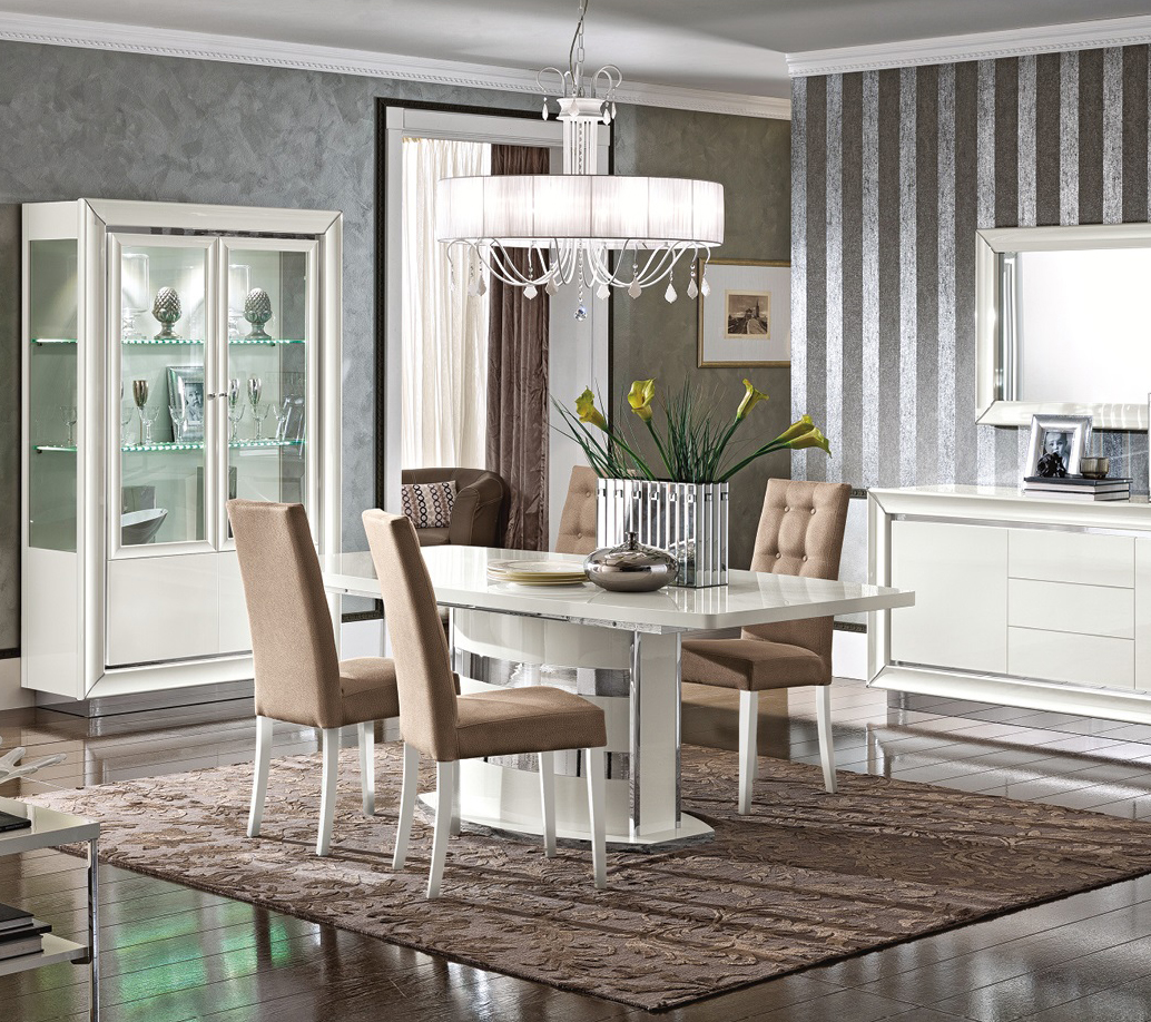 Dama Bianca Dining Chair