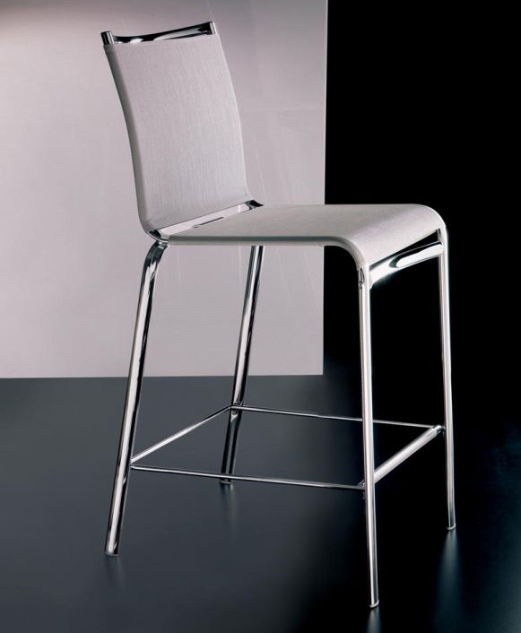net_04-56d_bar_3.jpg