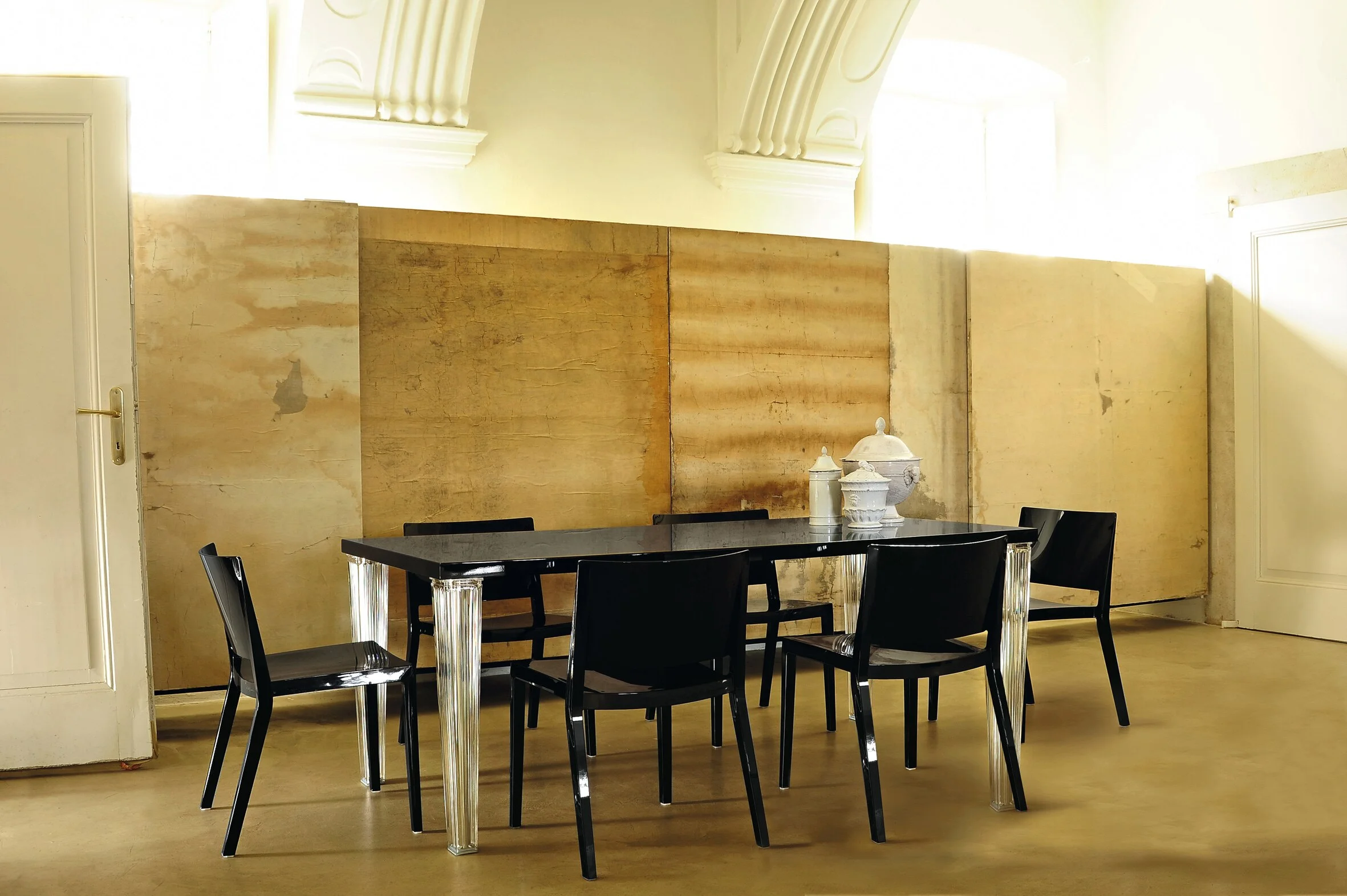 Kartell LIZZ Modern Dining Chair by Piero Lissoni - Thumbnail 5