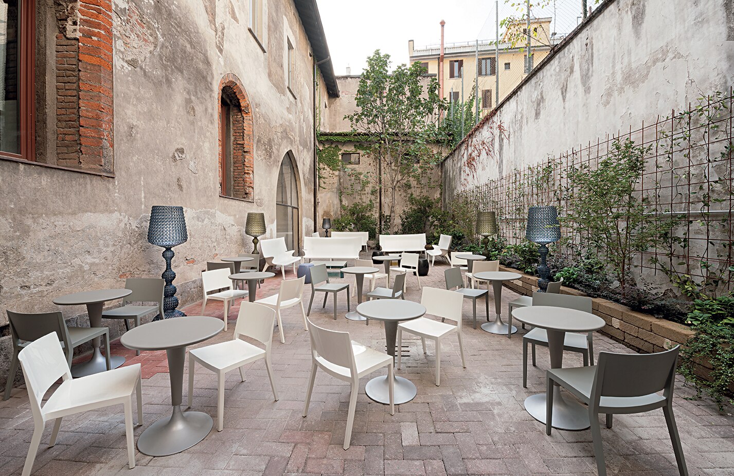 Kartell LIZZ Modern Dining Chair by Piero Lissoni