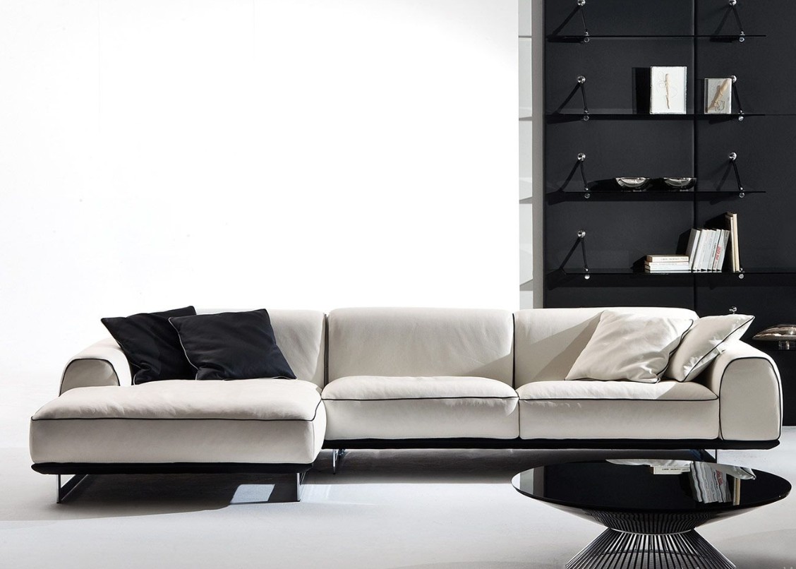 Brandy Sectional Sofa with Chaise - Thumbnail 5