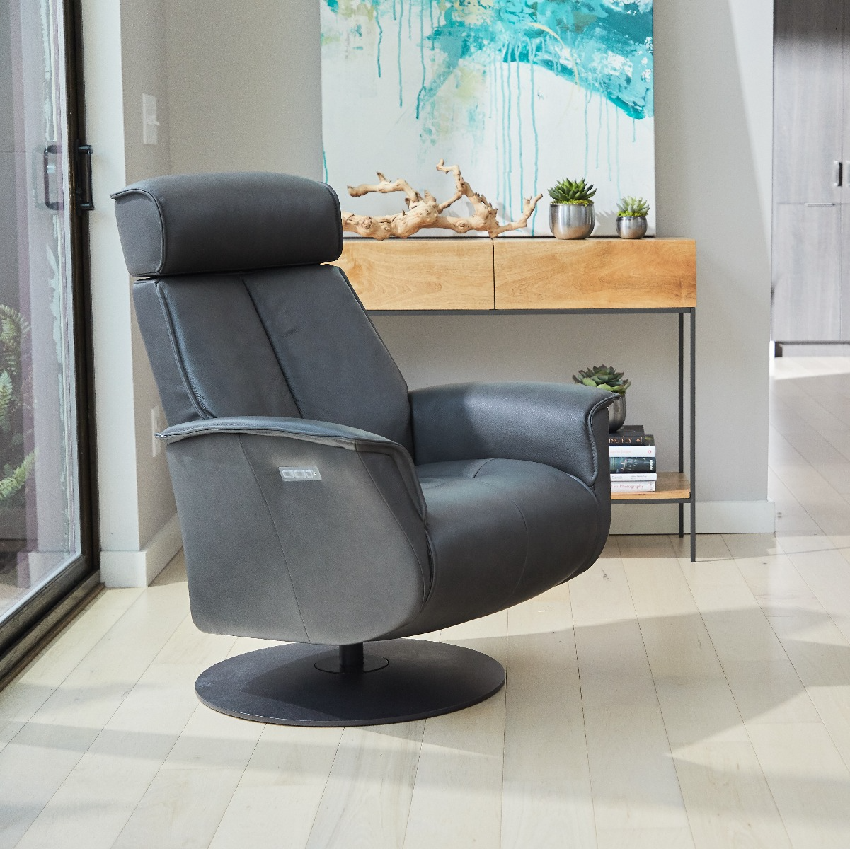 Fjords Bo Power Recliner by Fjords