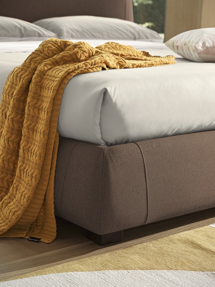 CS6090 Noa Bed by Calligaris