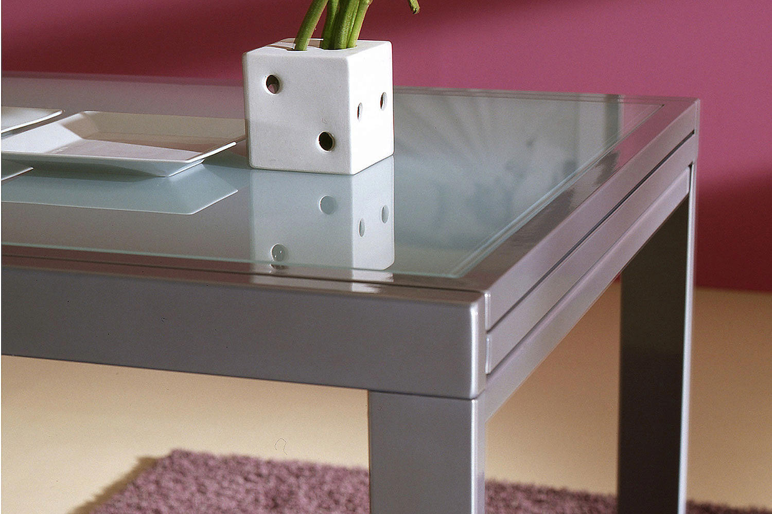 sky-dining-table-05_-_copy.jpg