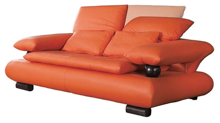 410_loveseats.jpg