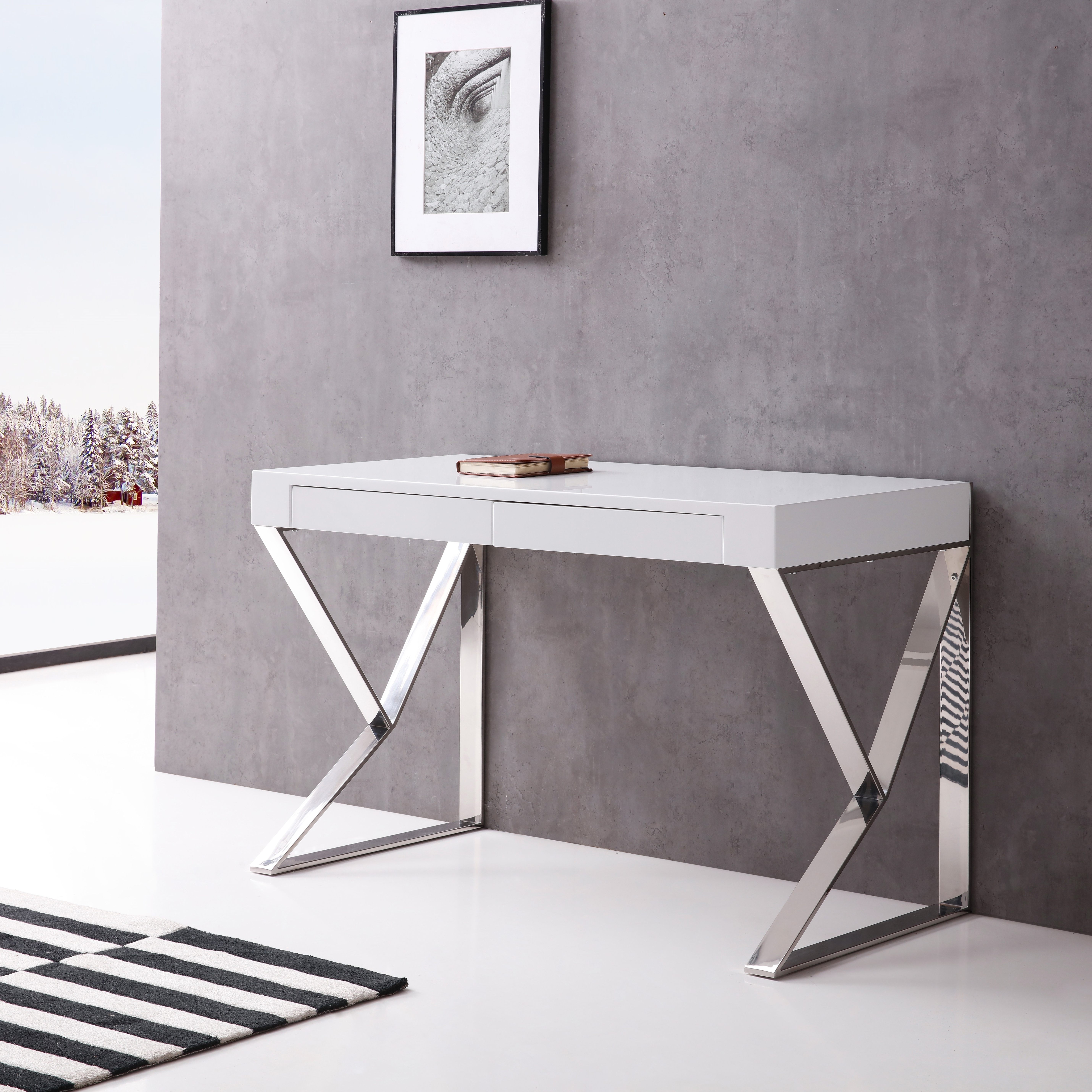 Noho White Desk HQ.jpg
