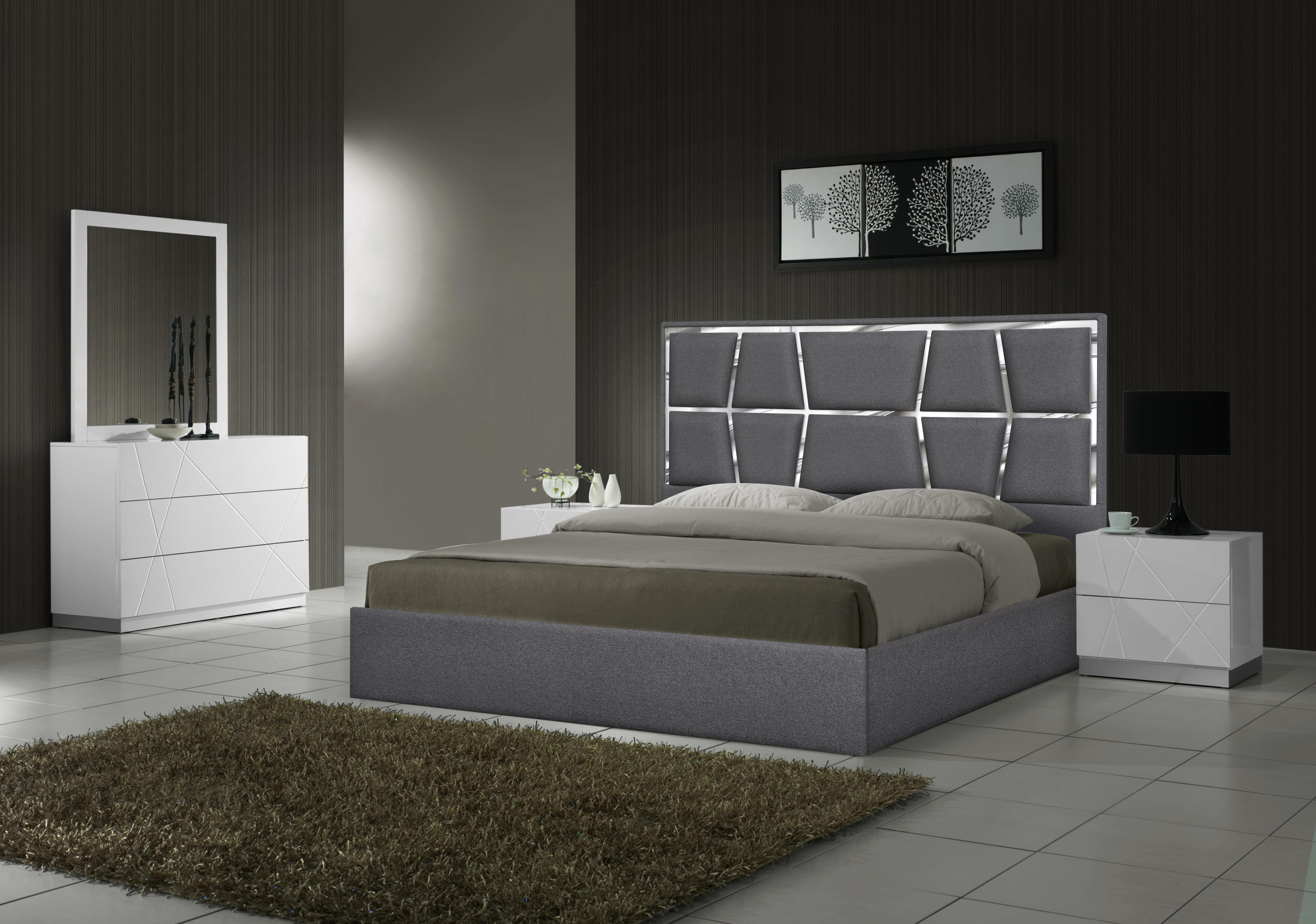 Degas Charcoal with Naples White Case goods.jpg