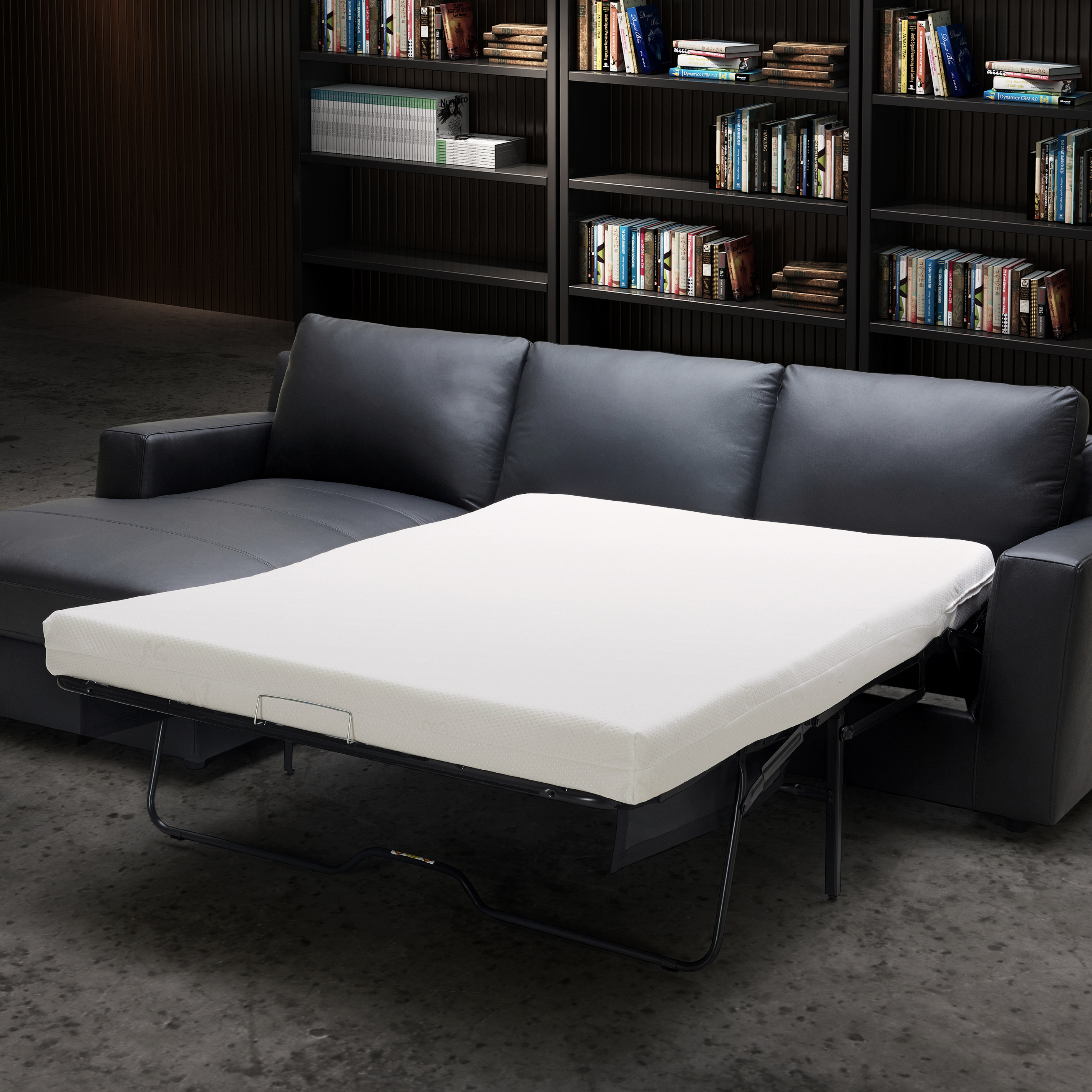 Elizabeth LAF Chaise 2.jpg