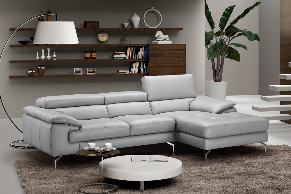 Liam Sectional in Right hand faing chaise.jpg