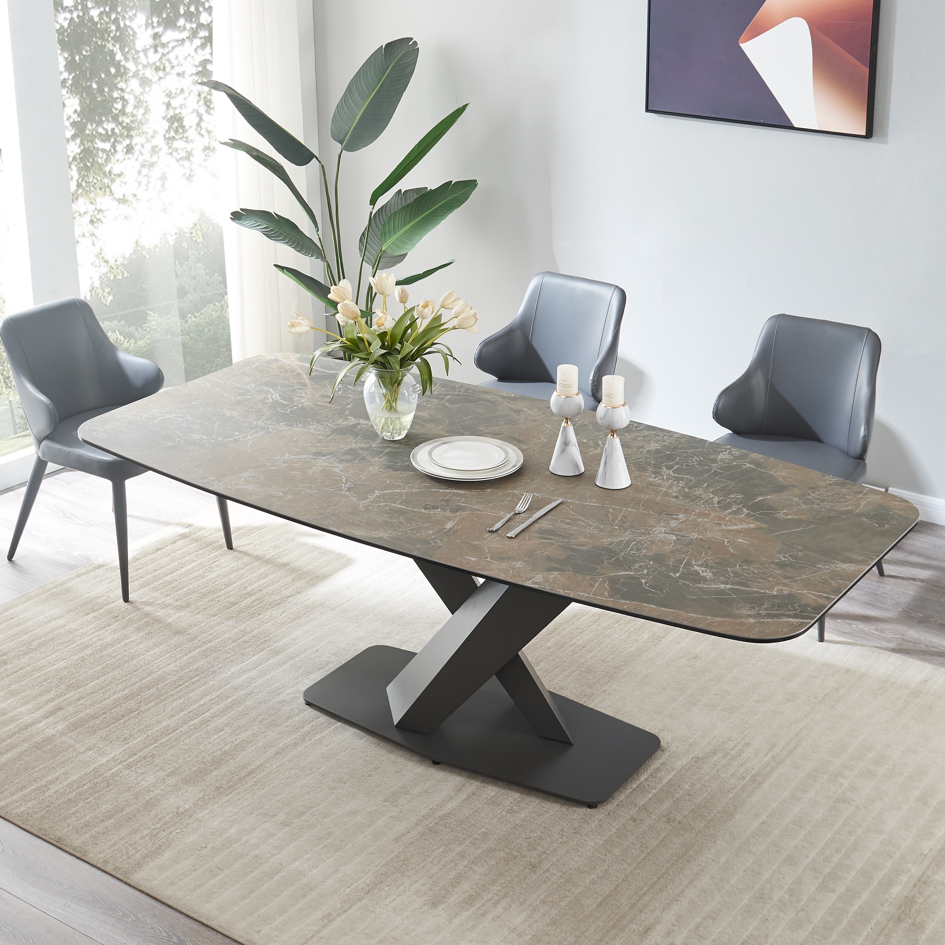 Elegance Dining Table_6.jpg