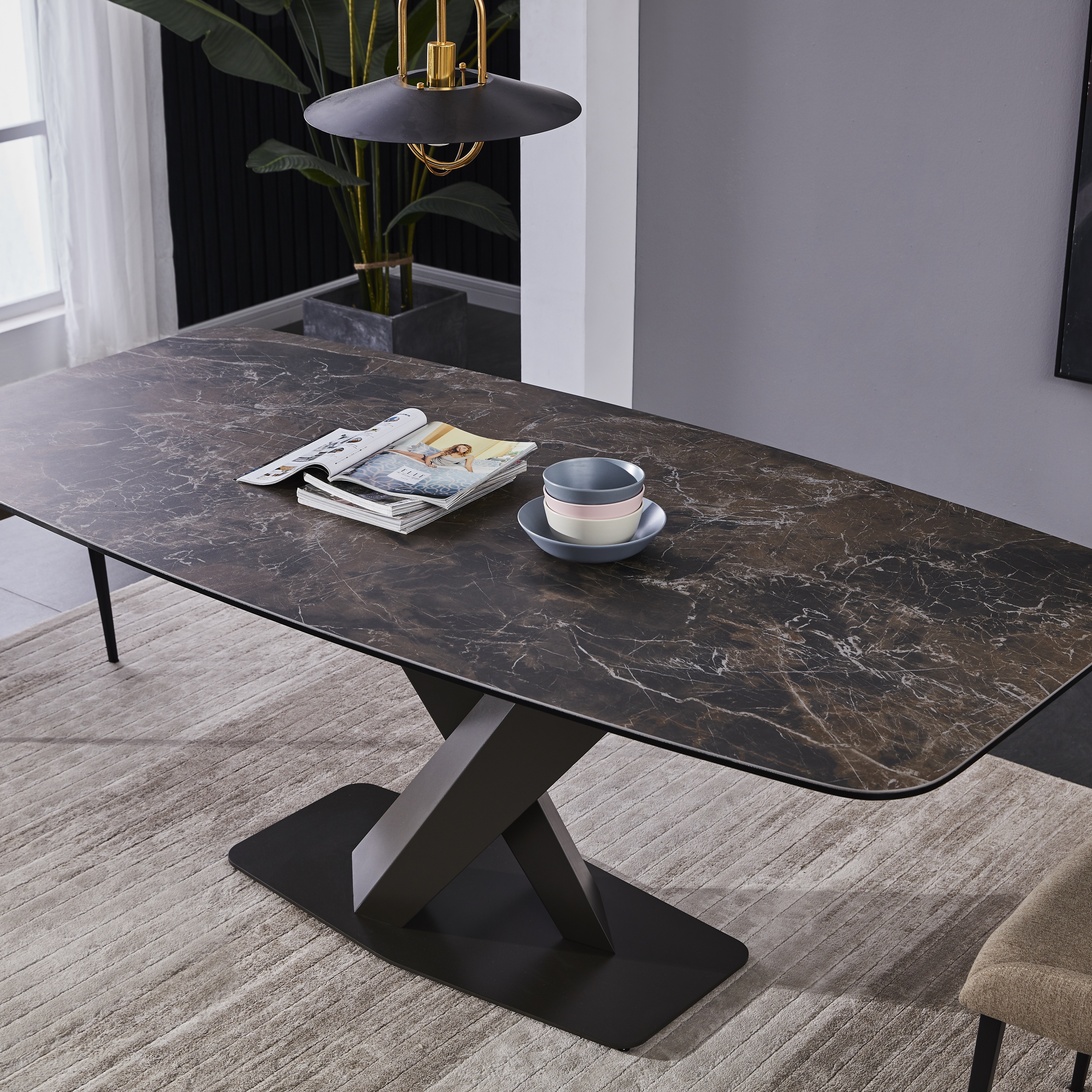 Elegance Dining Table_4.jpg