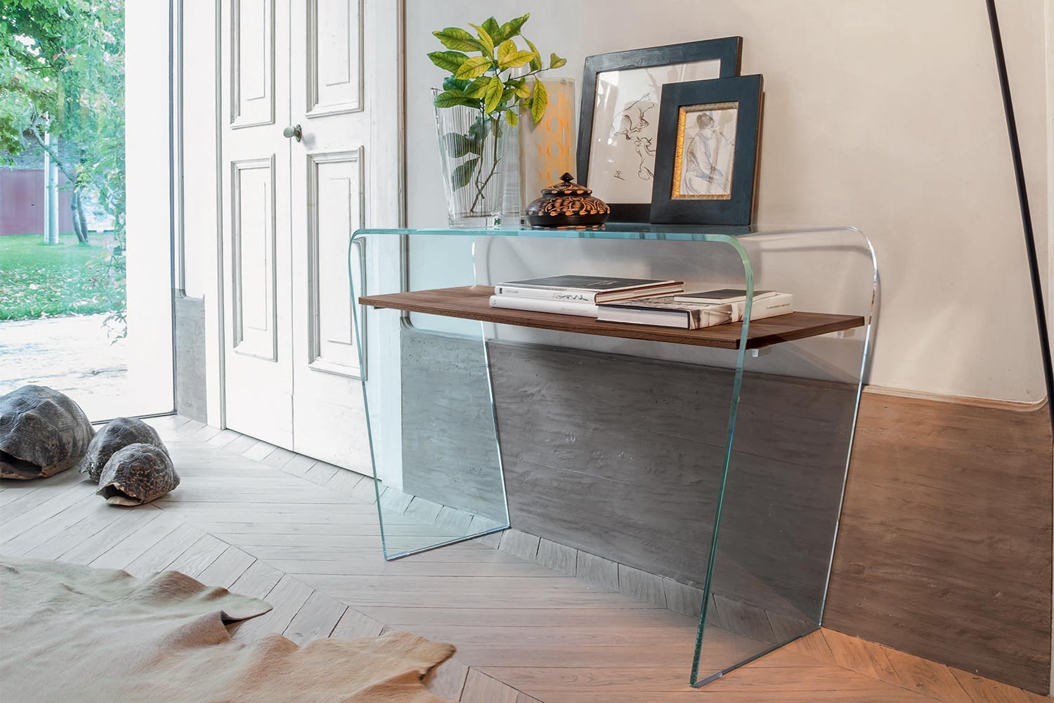 Altamura Console Table