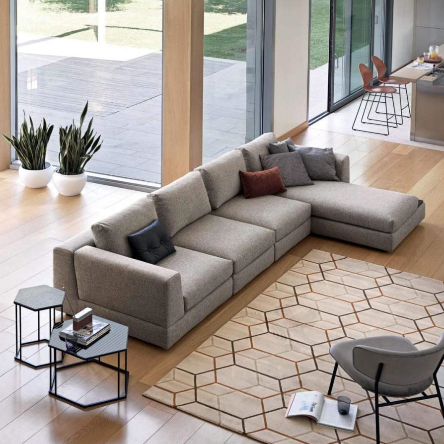 Layla Sofa - Thumbnail 4