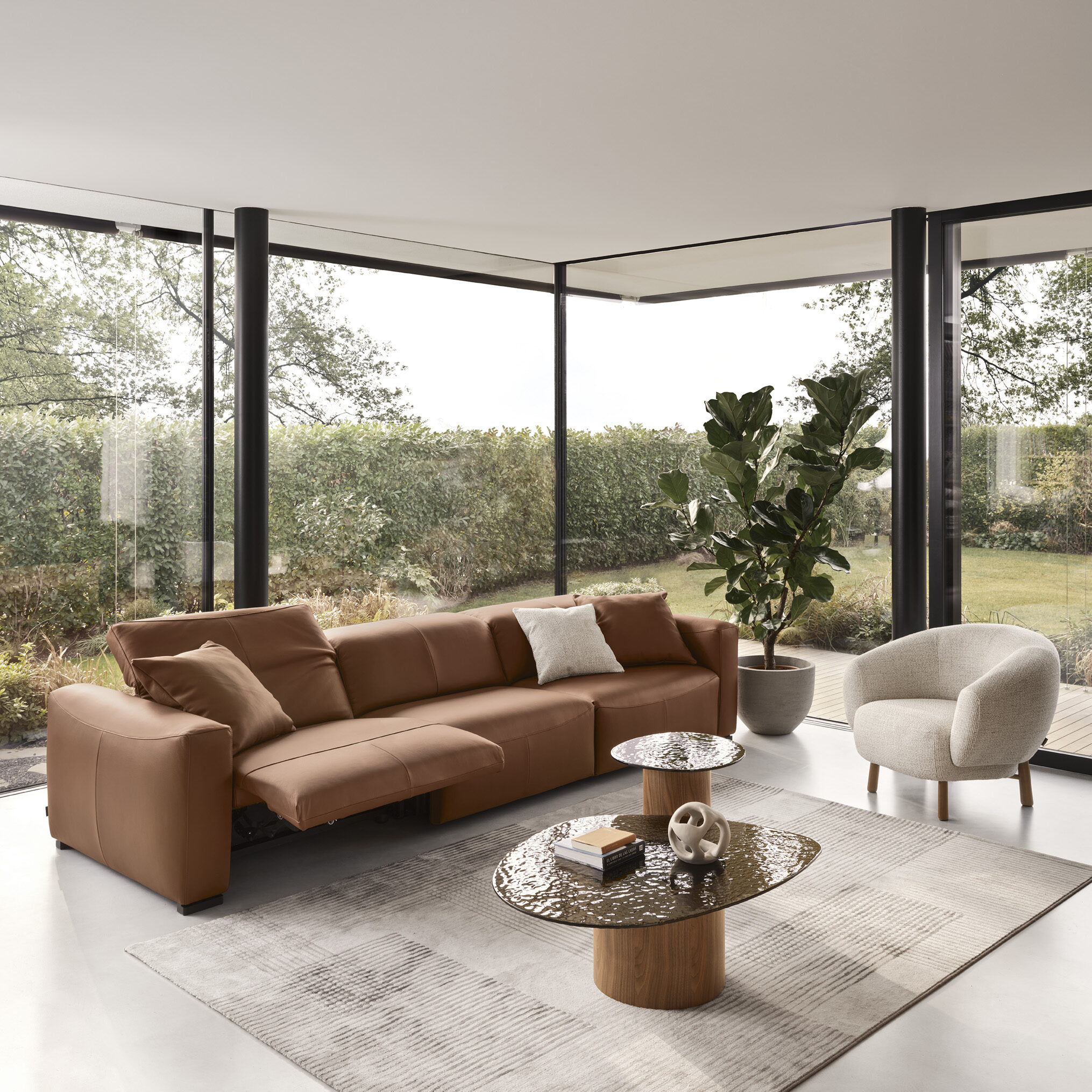 CS3449 Wave Sofa by Calligaris
