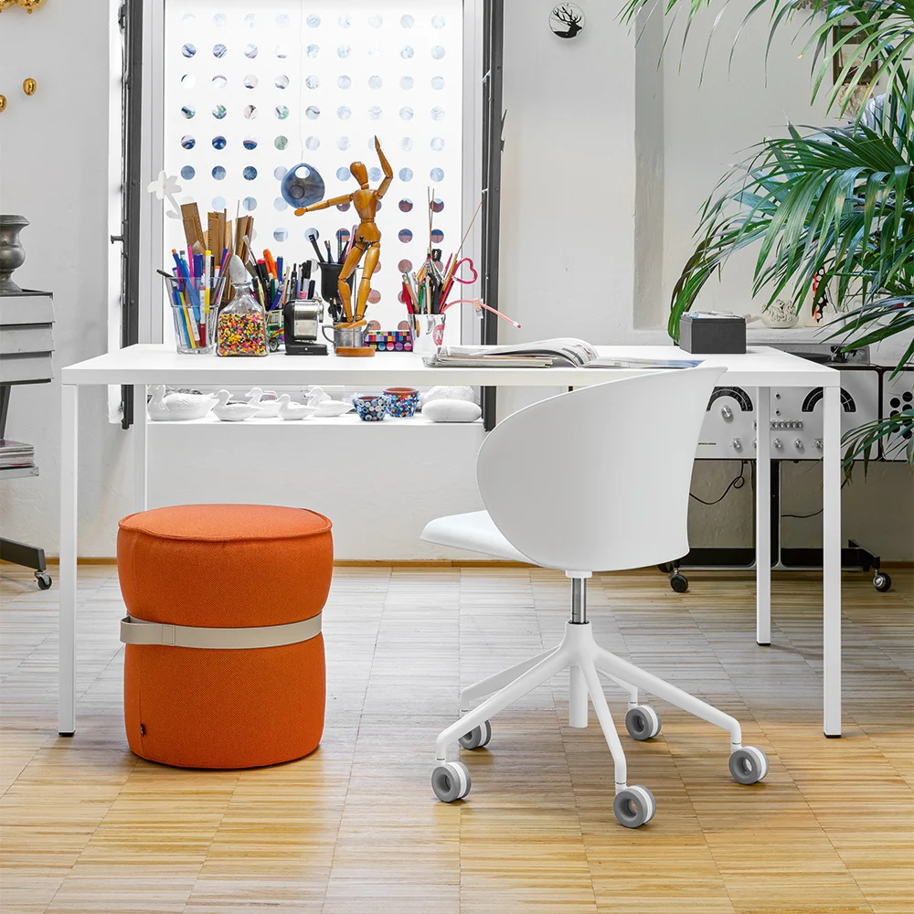 CB2126 Tuka Office Chair