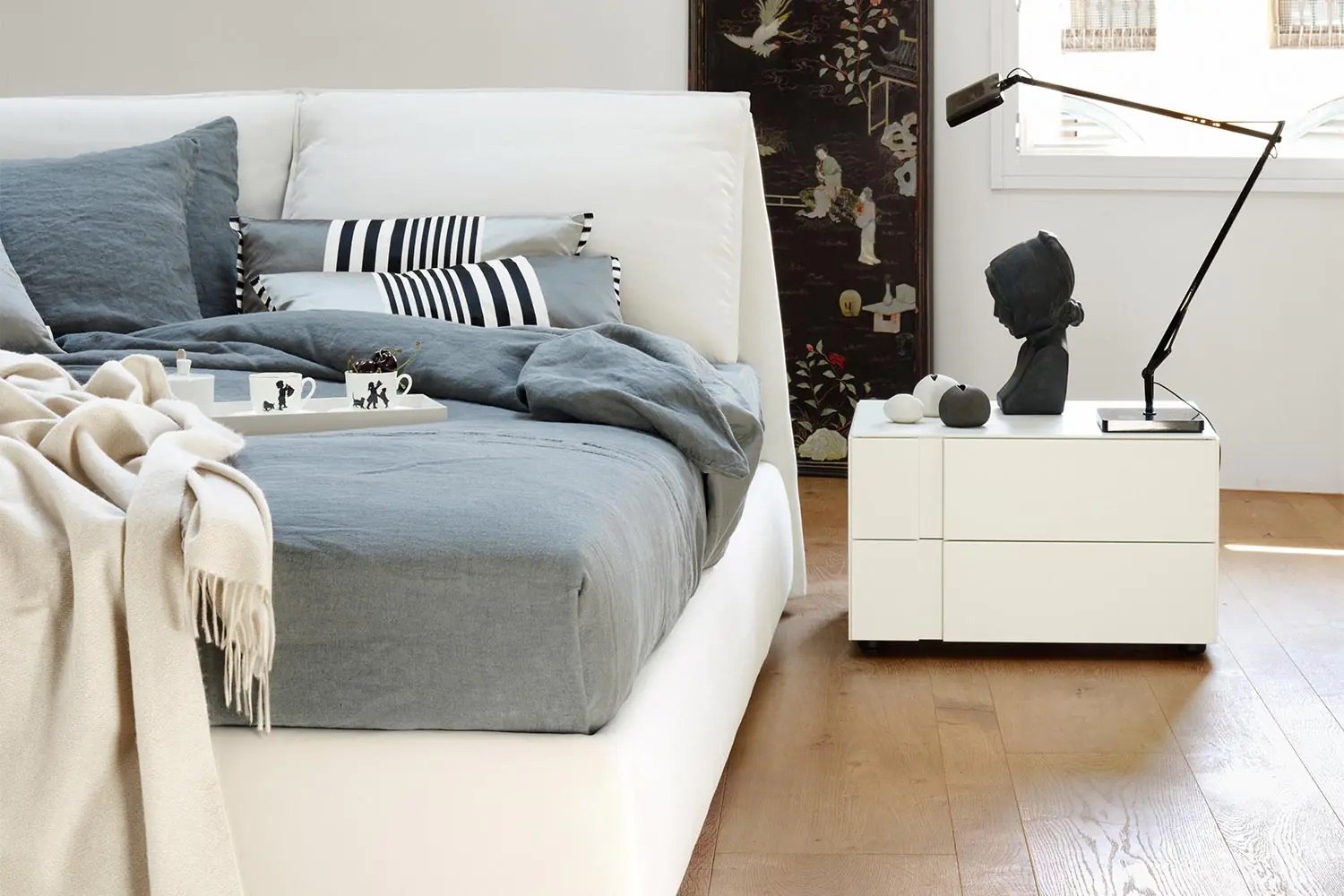cherie-bed-04.jpg