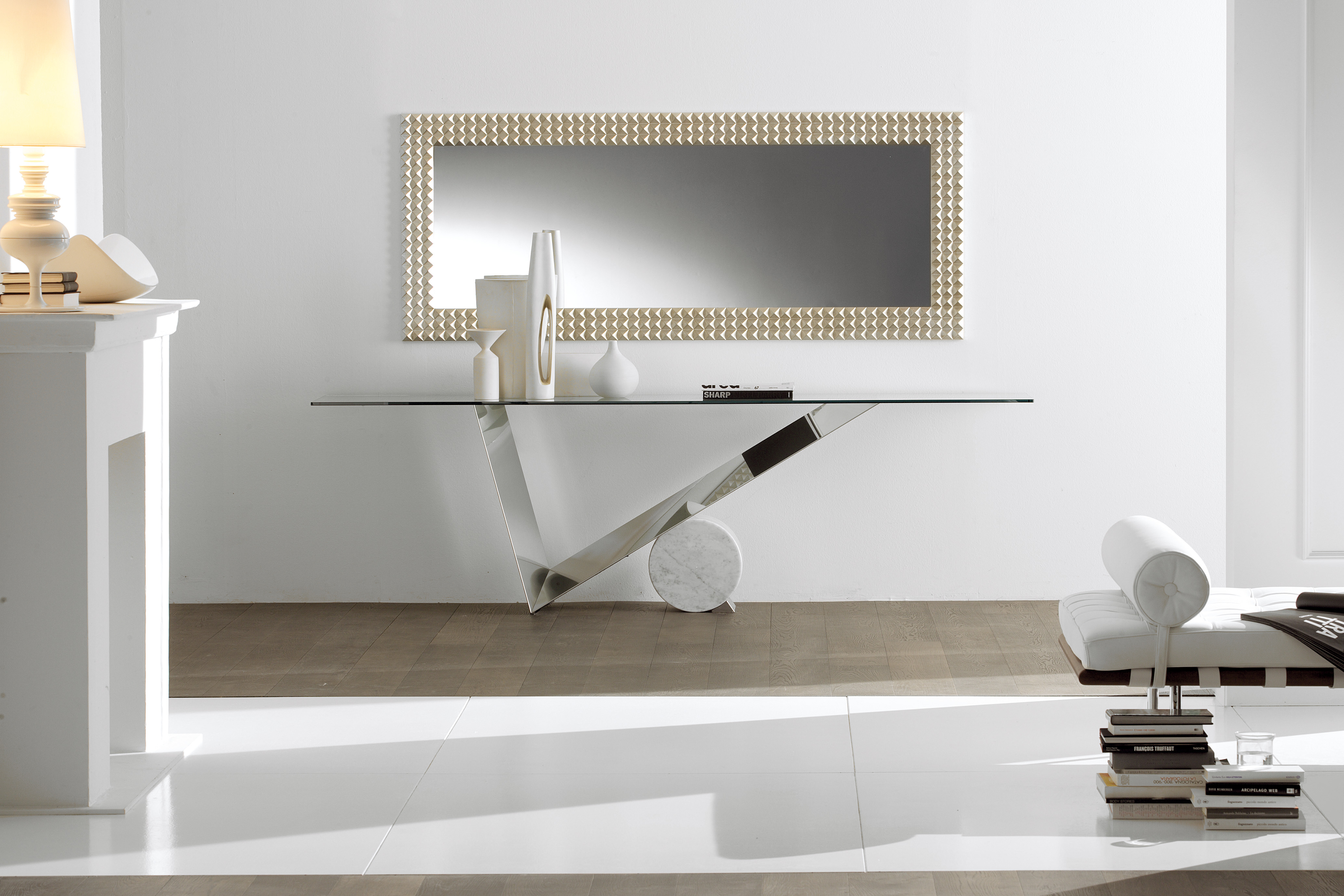 Valentino Console Table - Thumbnail 4