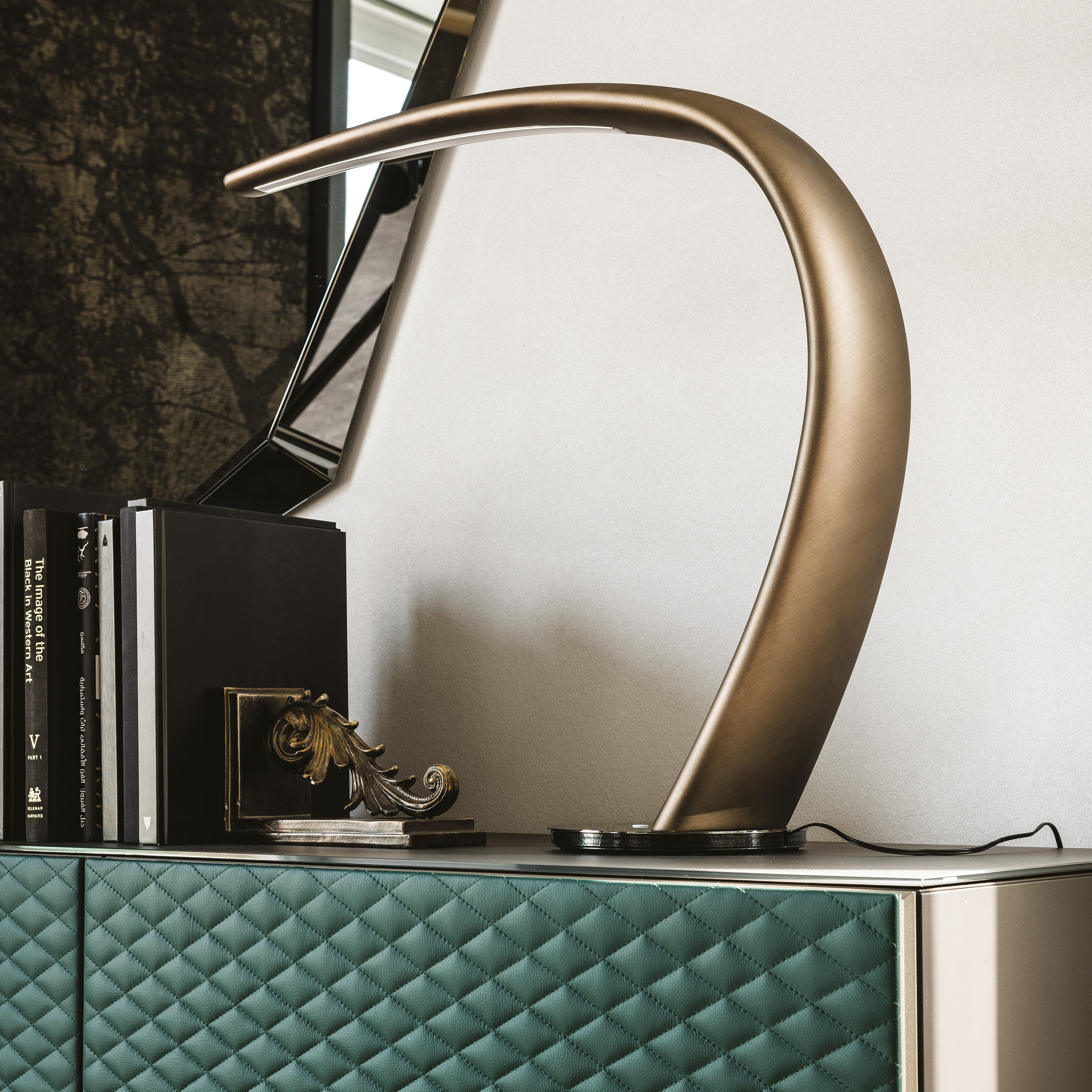 Mamba Table Lamp