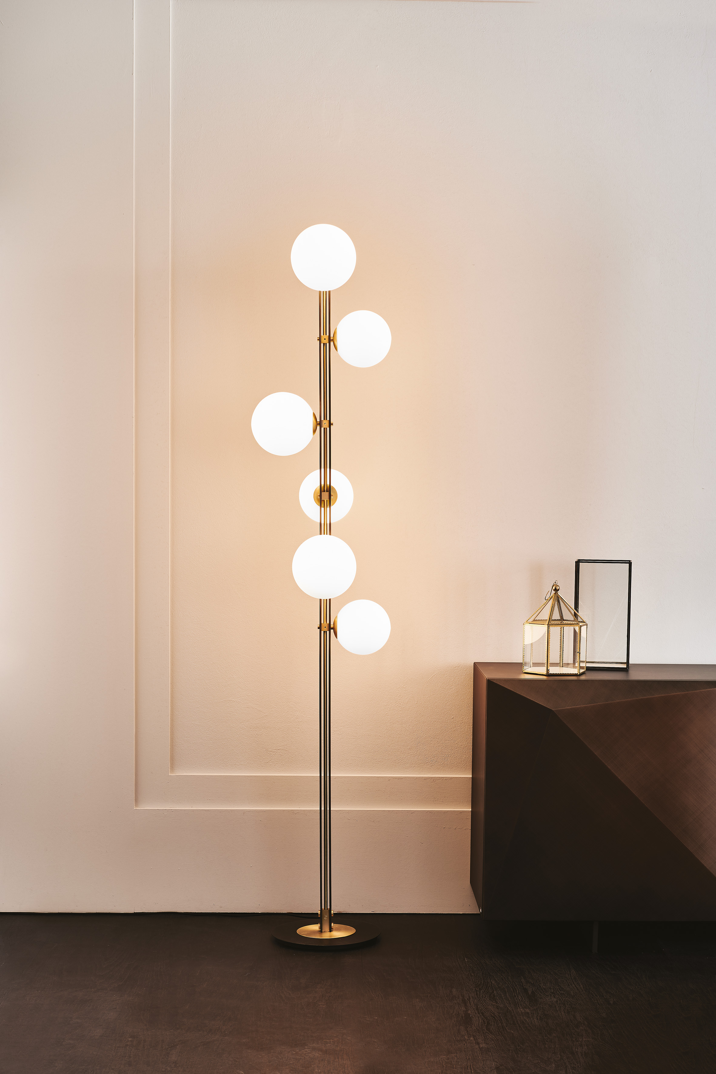 Planeta Floor Lamp - Thumbnail 5