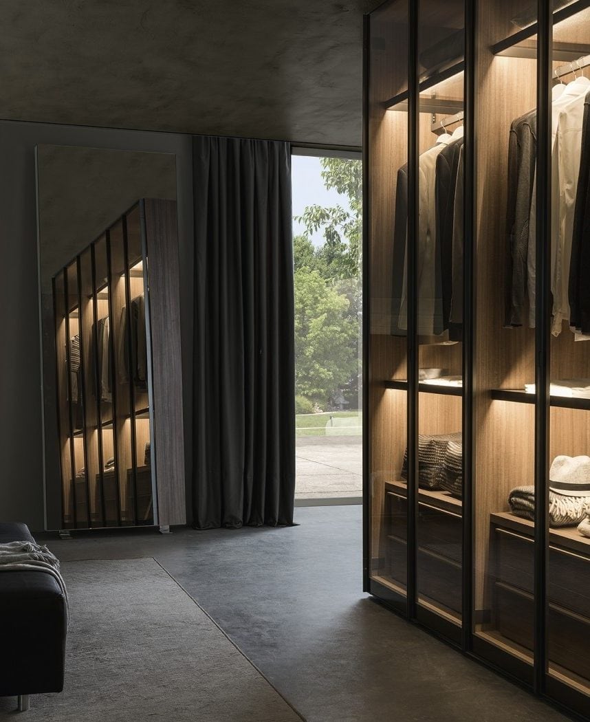 presotto-armadio-tecnopolis-anta-telaio-vetro-3-e1544003954439-1.jpg