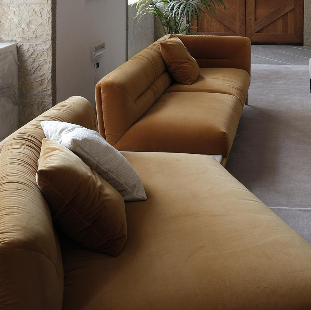 gary-curved-sectional-sofa-with-chaise-04.jpg