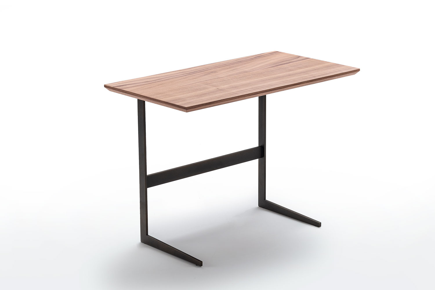 plane-end-table-01.jpg