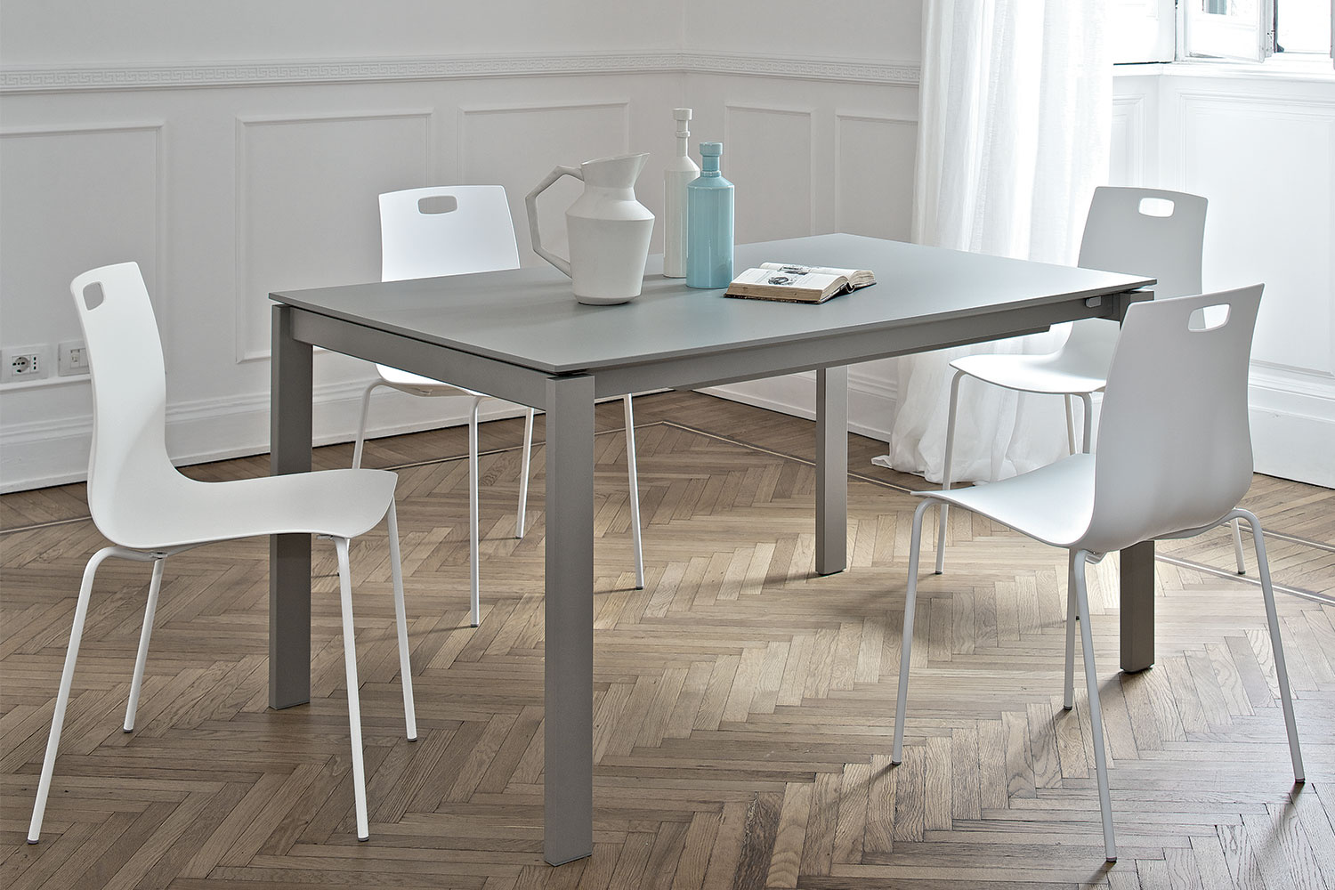 reid-extension-dining-table-10.jpg
