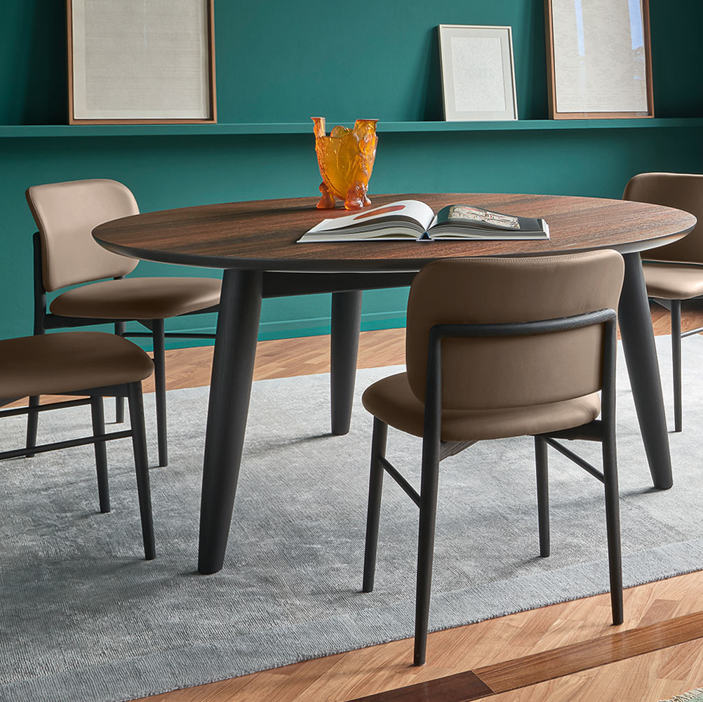 Convivio Round Dining Table