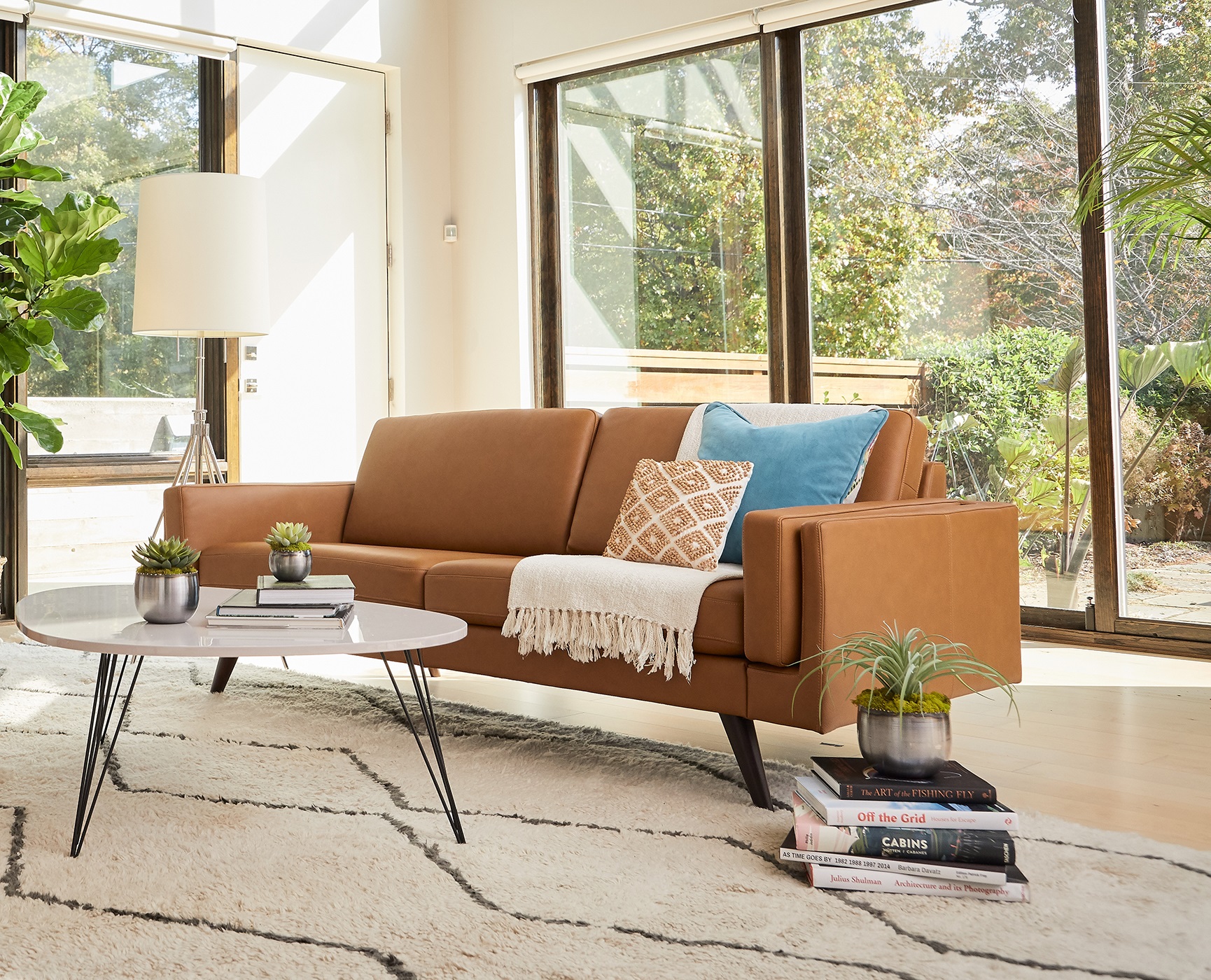 Fjords-Nordic-Sofa-AL-Vintage-Cognac-Lifestyle.jpg