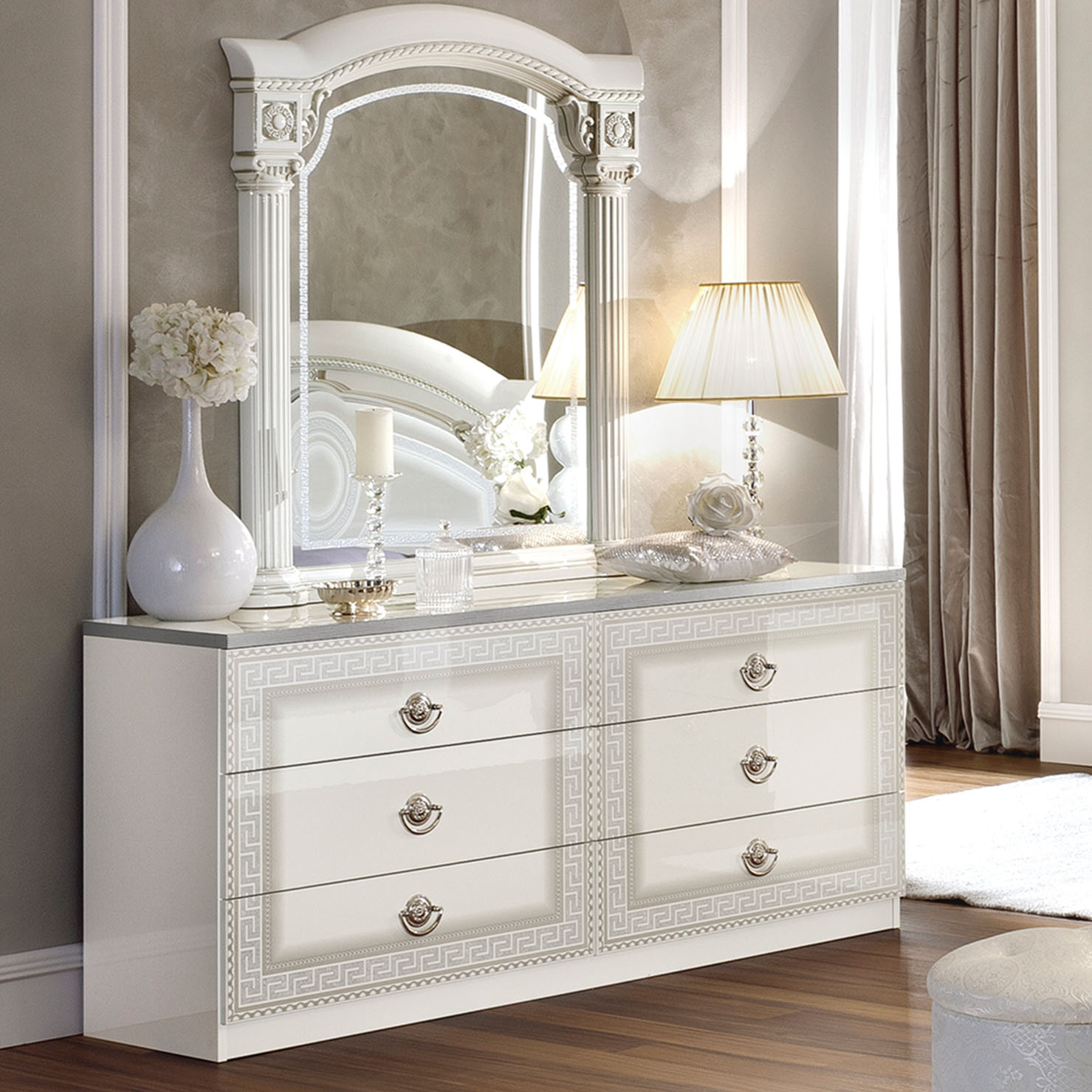 Collections_Gold-Collection-Italy_Aida-White-wSilver_side_7.jpg