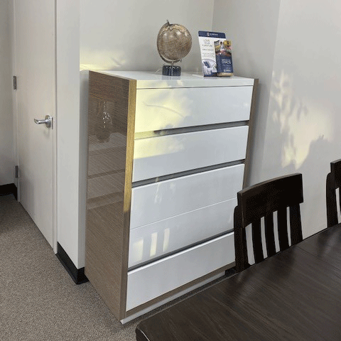 Bedroom-Furniture_Modern-Bedrooms_Mangano_side_5.png