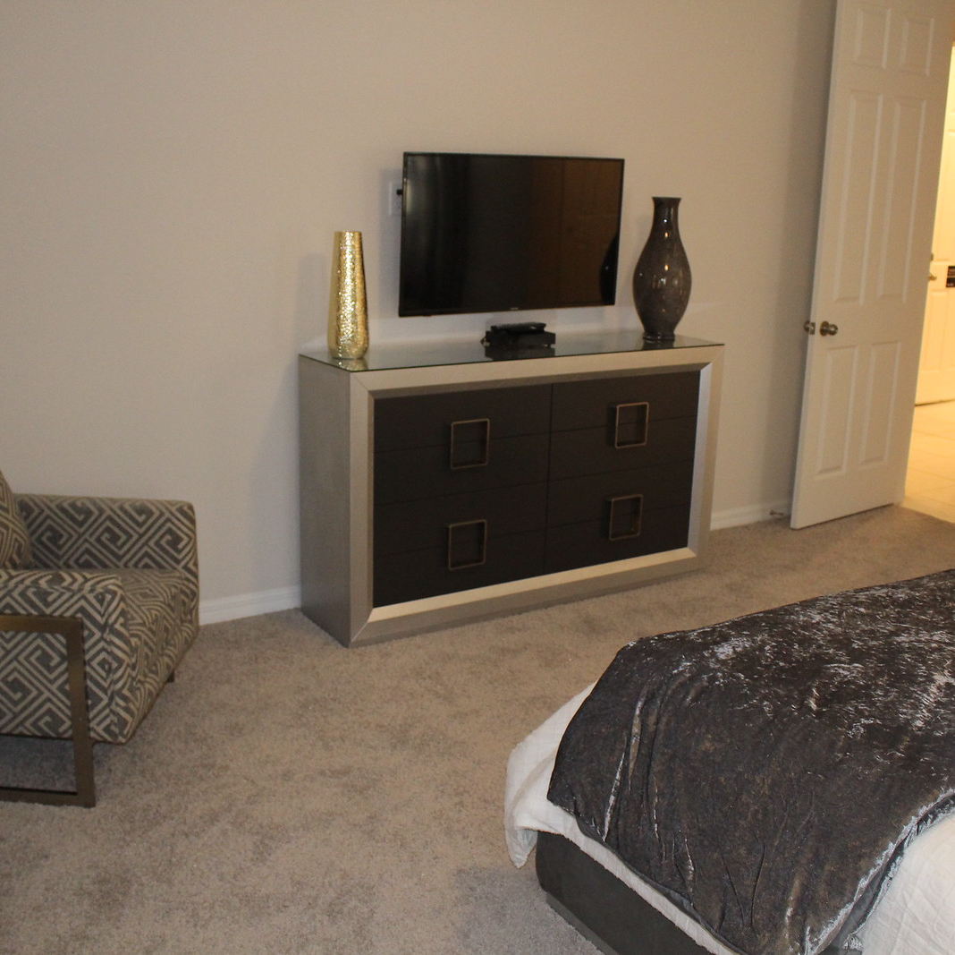 Bedroom-Furniture_Modern-Bedrooms_Enzo_side_9.jpg