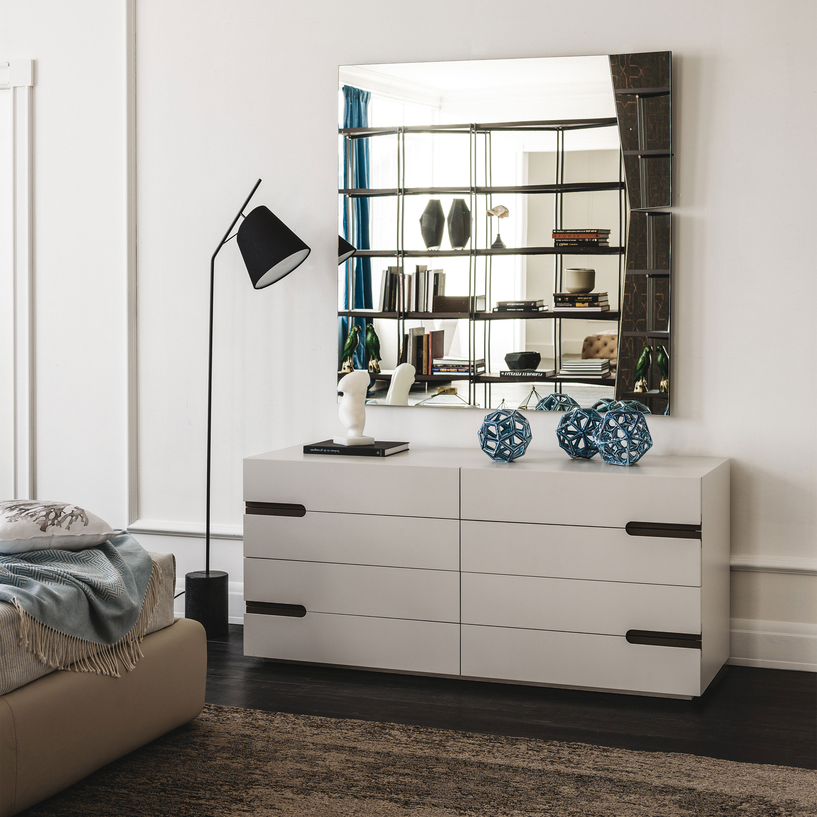 Ciro Dresser - Thumbnail 2