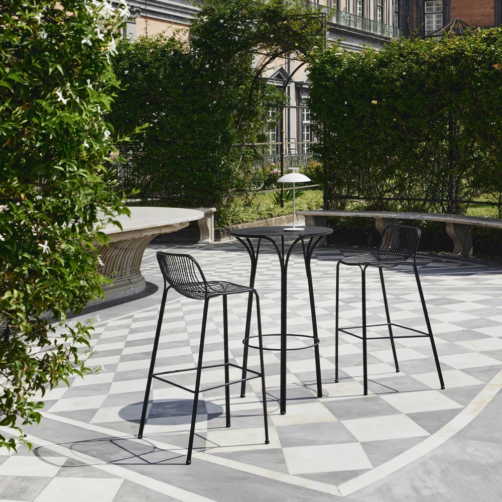 Hiray Bar Table