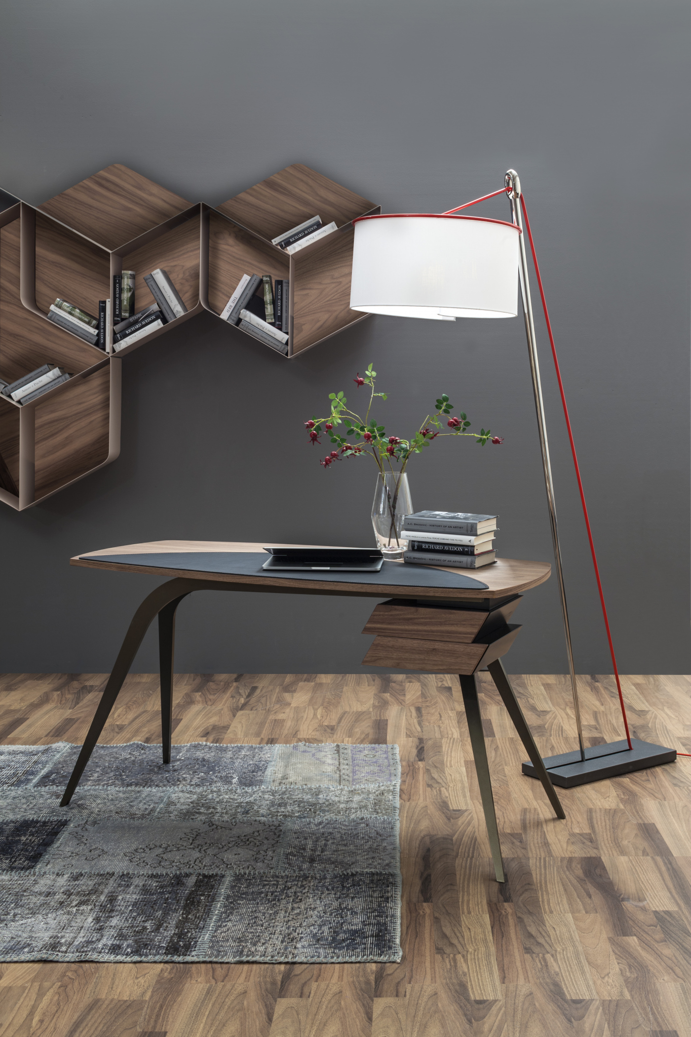 Logos Office Desk