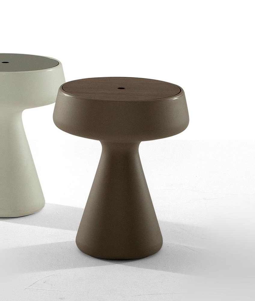 maki-side-table-04-new1a.jpg
