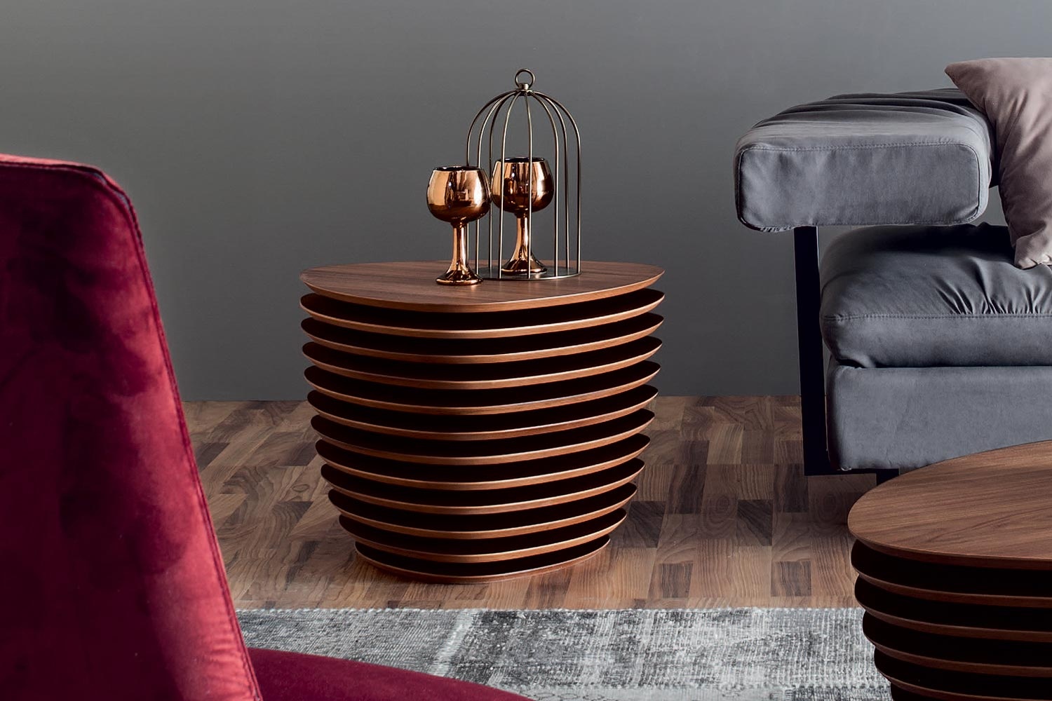 rea-end-table-01.jpg
