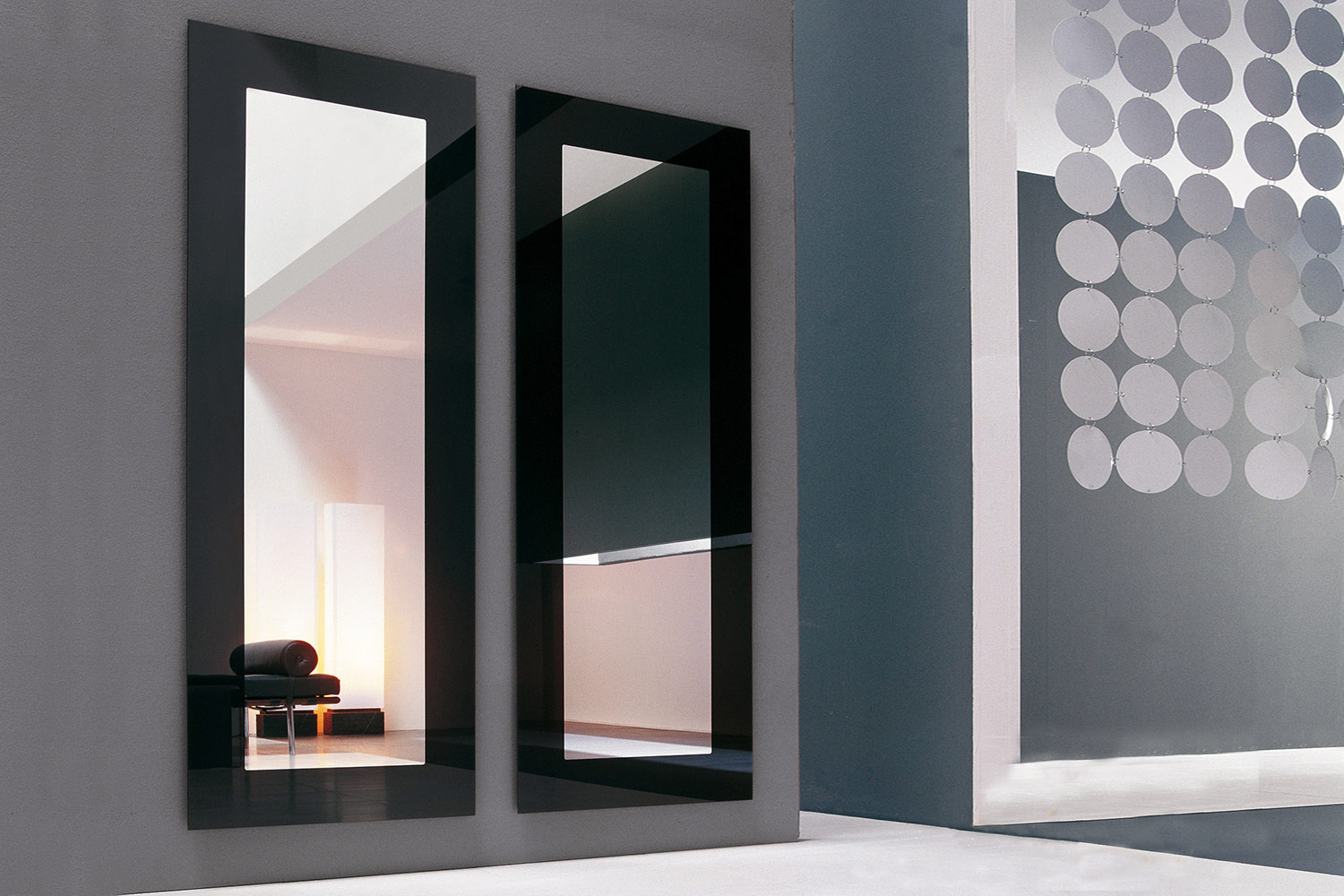 Toshima Mirror