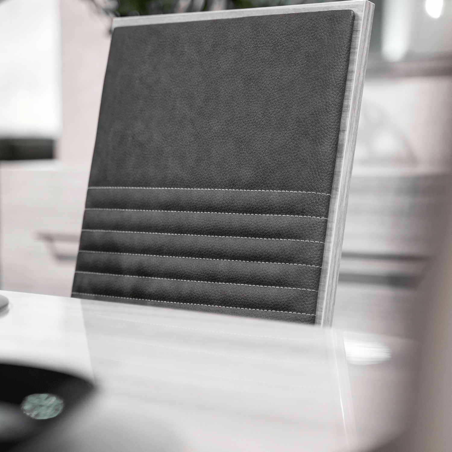 Brands_Status-orders_Mia-Dining-room_1690472374_side_2_1707503662.png
