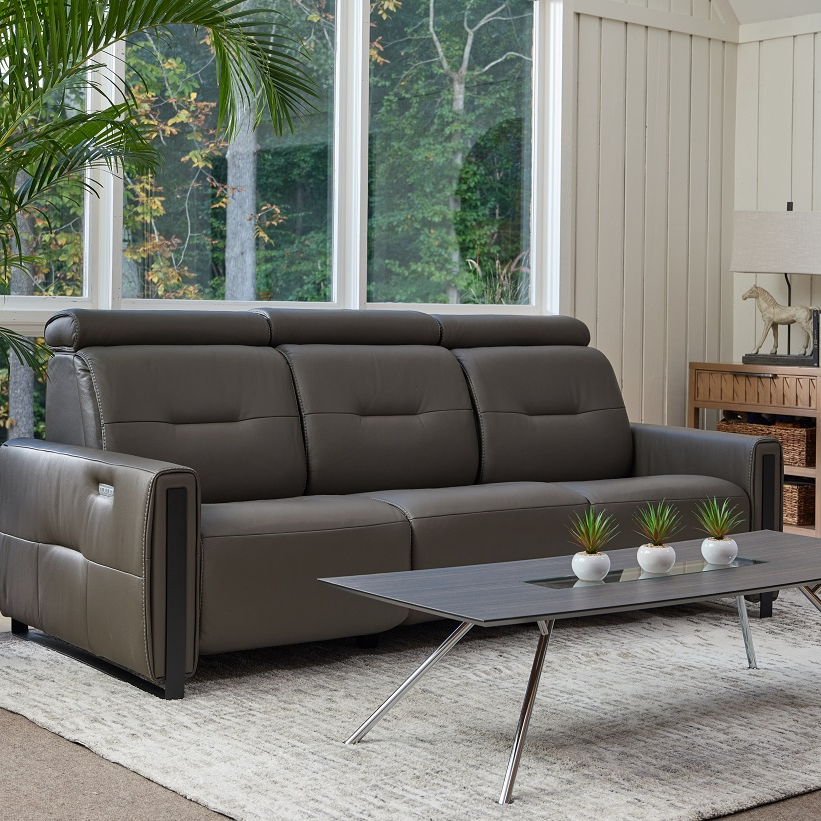 Fjords-Monte-Carlo-3-Seat-AL-Graphite-Lifestyle-3.jpg