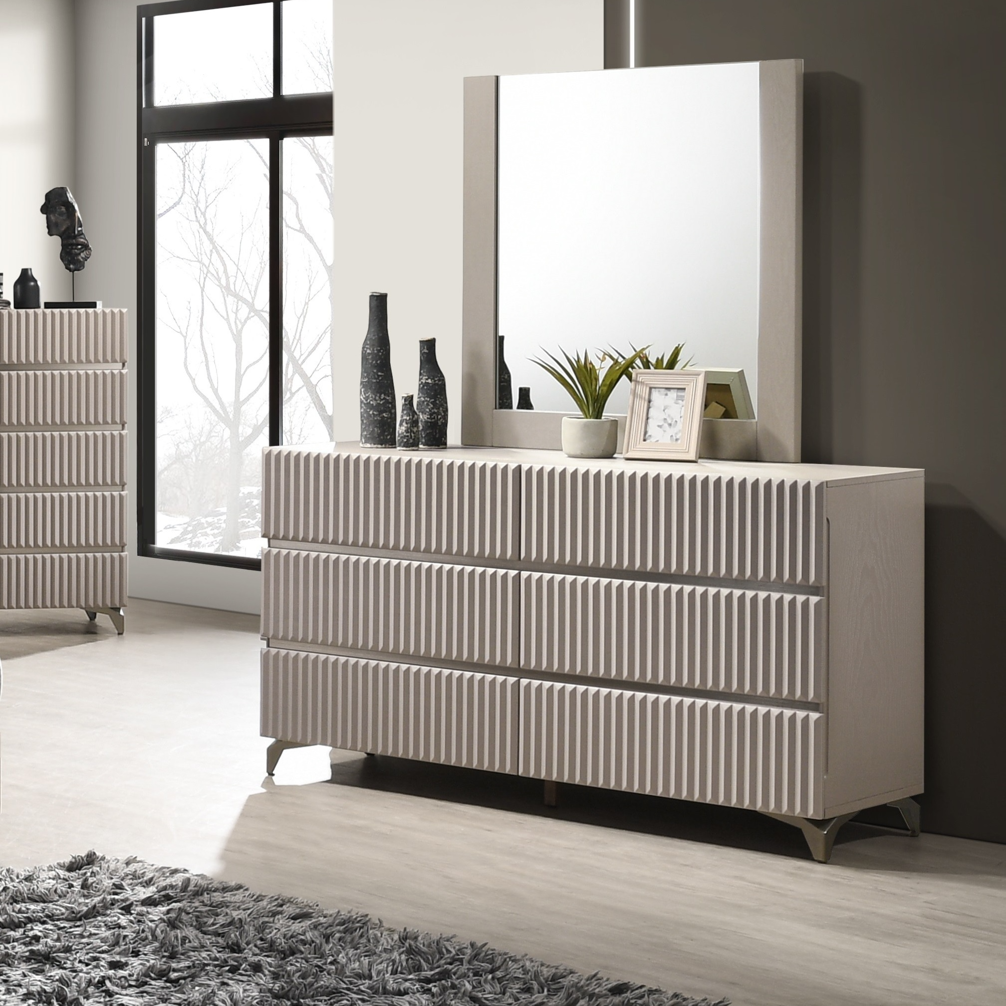 dresser1.jpg