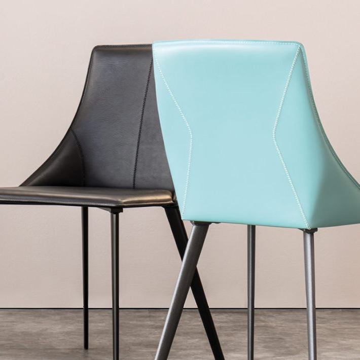 Sedia-aura-airnova-arredamento-design-leather-furnishing-04-qzxxm431w6v2c3e74jb9anp4522e97onbl6qz4j3d2.jpg