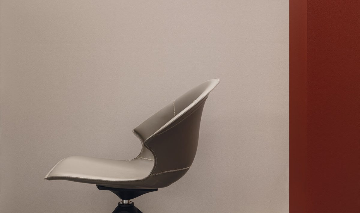 Poltroncina-lolita-airnova-arredamento-design-leather-furnishing-02-r04u70jg3h8fw0m5tqxwtfmn0u2imk7boje7tjwkp2.jpg
