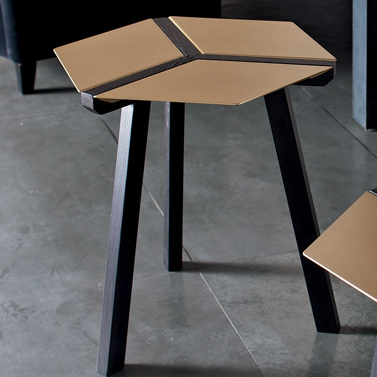 esa-coffee-table-04.jpg