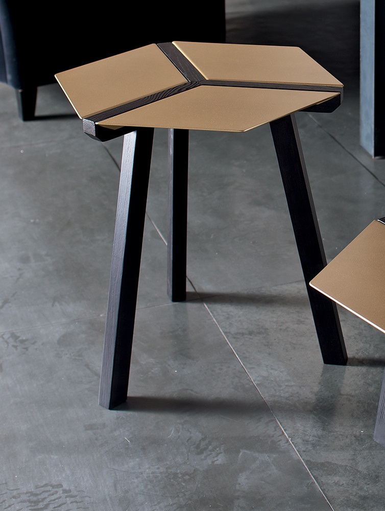 esa-coffee-table-04.jpg
