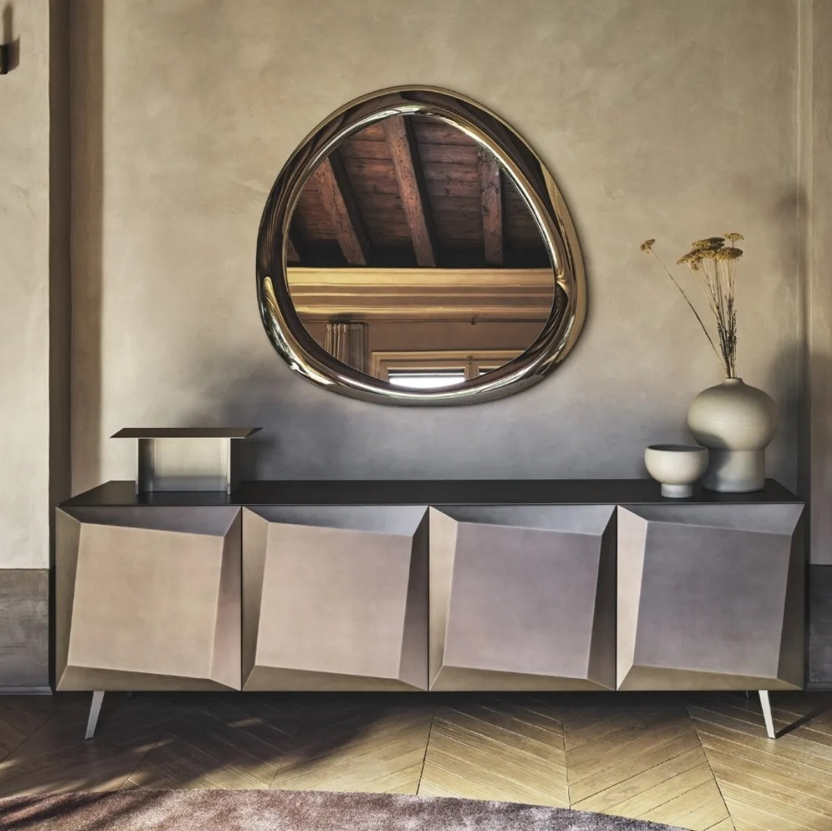 calligaris-aura-design-mirror-bronze-interior-tukor-bronz-innoconceptdesign-2.jpg