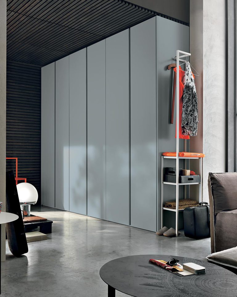 armadio-gola_gallery1-768x960.jpg